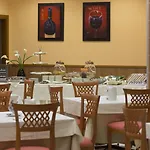 酒店 菲尤特拉会议中心酒店 4*