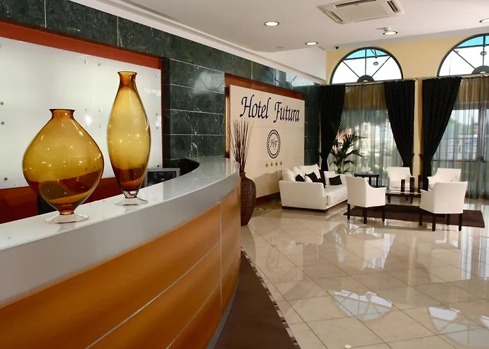 Hotel Futura Centro Congressi 4*