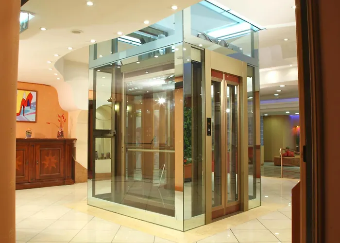 Hotel Futura Centro Congressi Nápoles