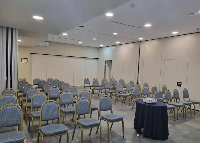 Hotel Futura Centro Congressi Nápoles