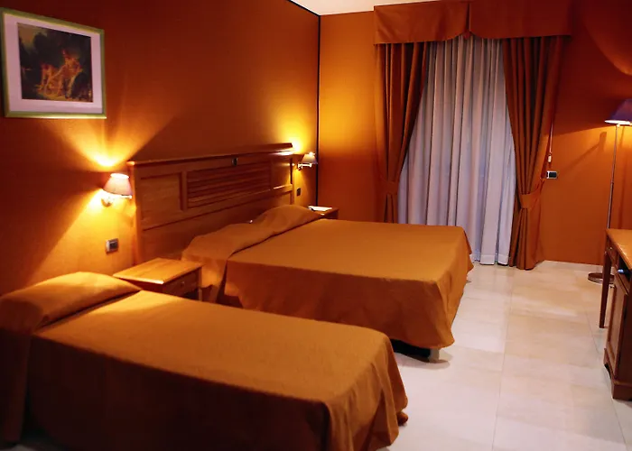 Futura Centro Congressi 4* Nápoles