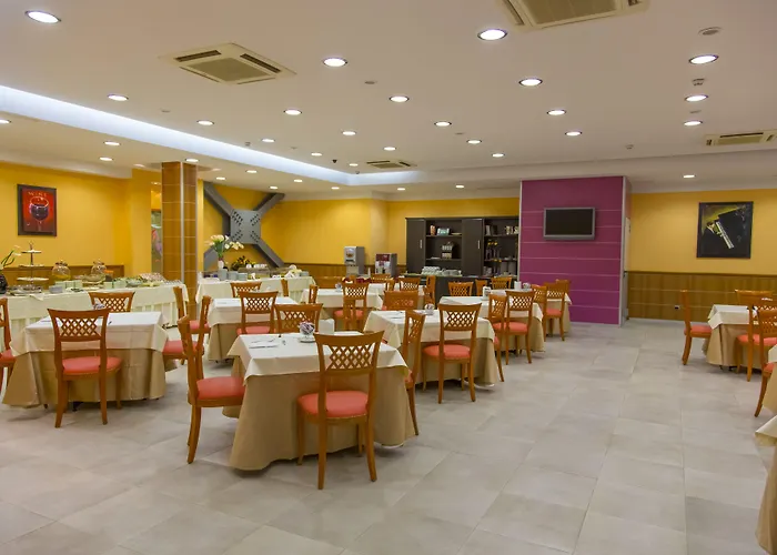 Futura Centro Congressi Nápoles