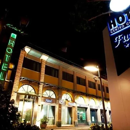 Futura Centro Congressi 4* Neapol