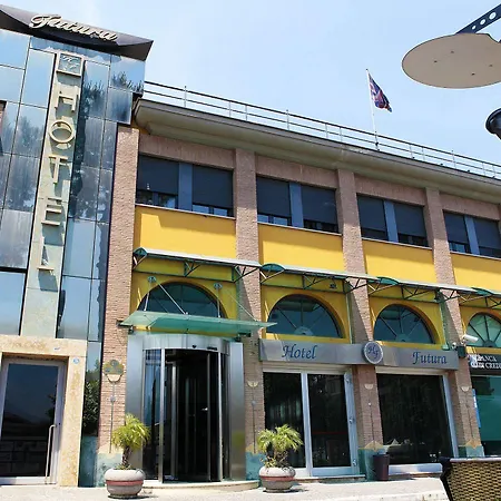 Futura Centro Congressi Hotel 4*