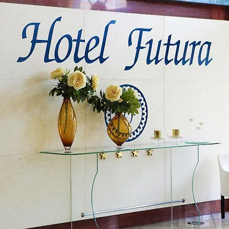 Futura Centro Congressi 4* Naples
